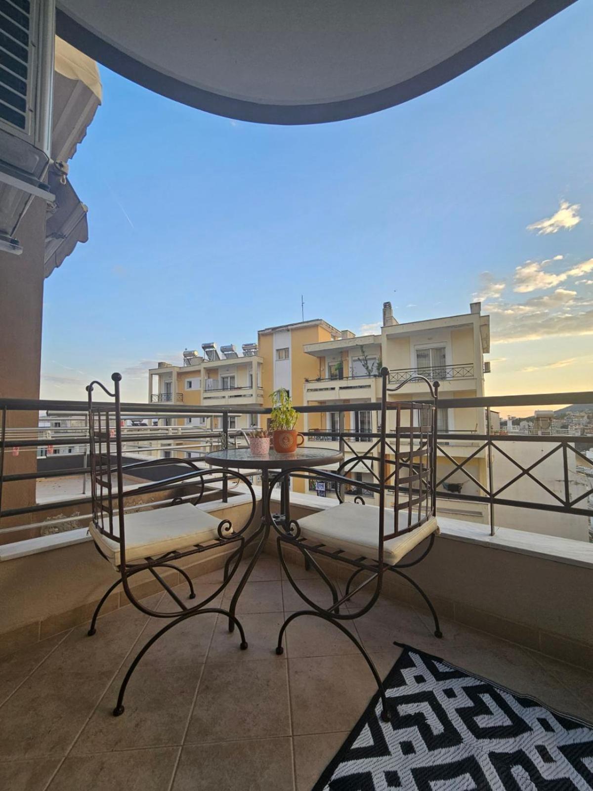 La Vie Est Belle Lägenhet Kavala Exteriör bild